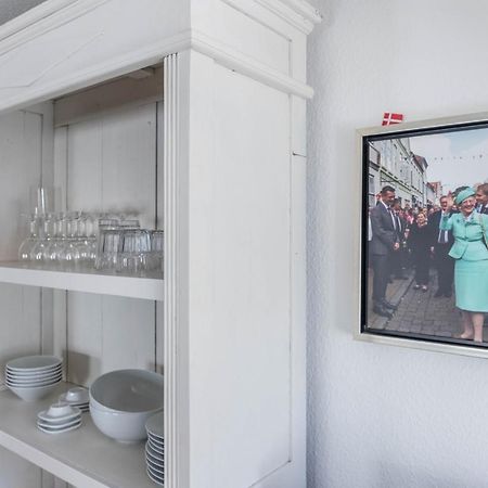 Blumenhaus-Apartment ฟรีดริชชตัดท์ ภายนอก รูปภาพ