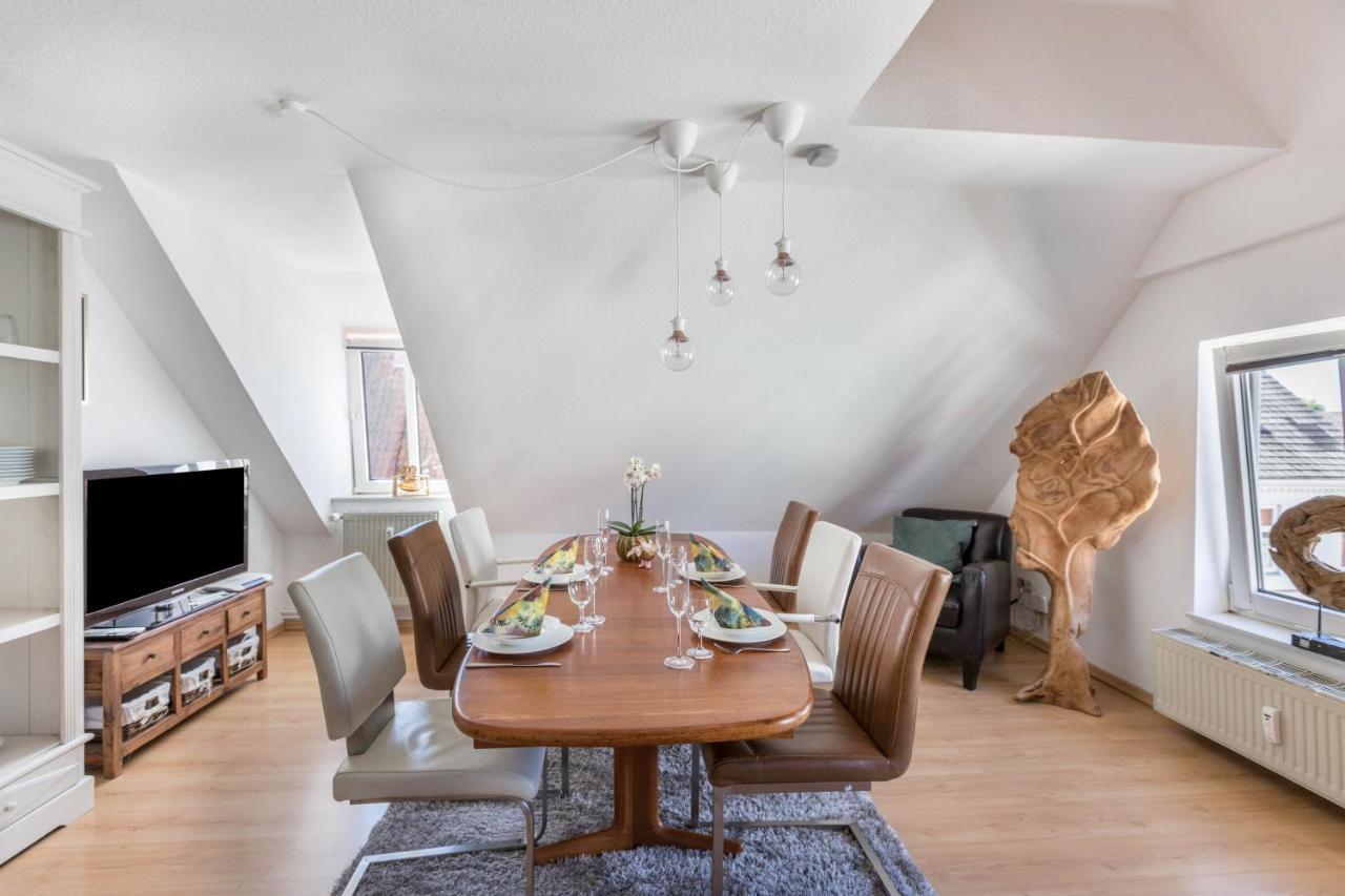 Blumenhaus-Apartment ฟรีดริชชตัดท์ ภายนอก รูปภาพ