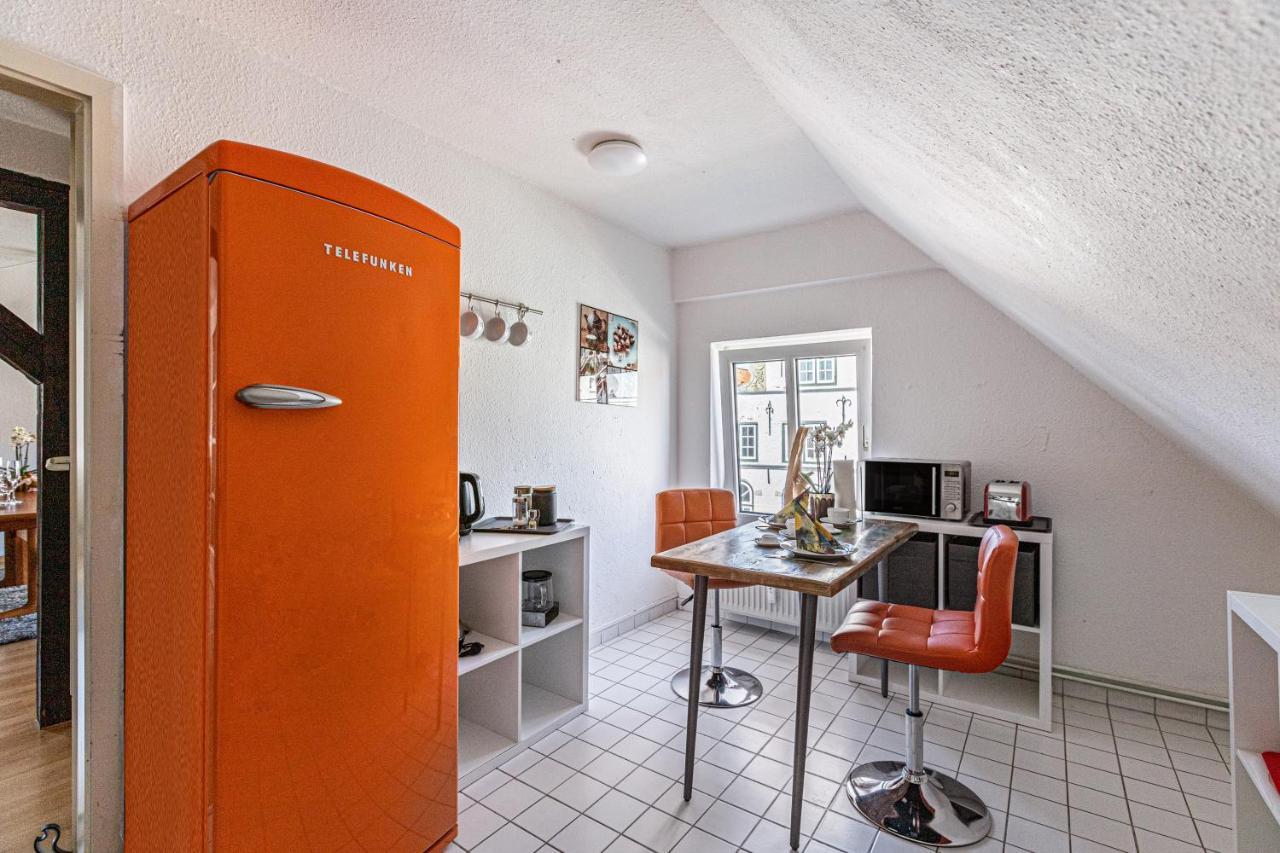 Blumenhaus-Apartment ฟรีดริชชตัดท์ ภายนอก รูปภาพ